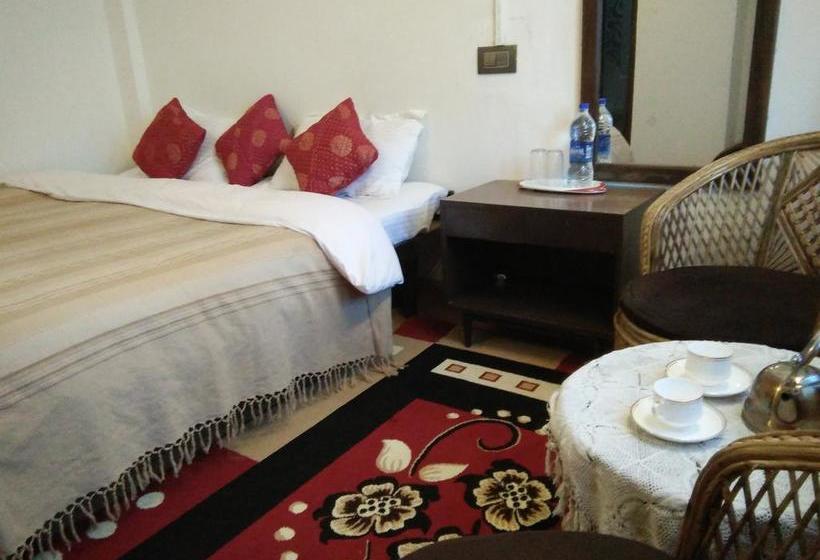 Bed and Breakfast Himalayan Inn 4