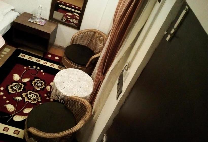 Bed and Breakfast Himalayan Inn 6