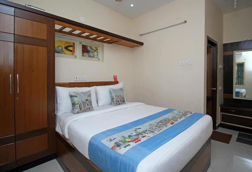 Bed and Breakfast Aadvik Sai Residency 4
