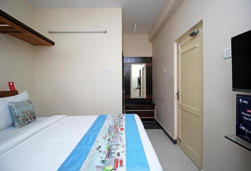 Bed and Breakfast Aadvik Sai Residency 5