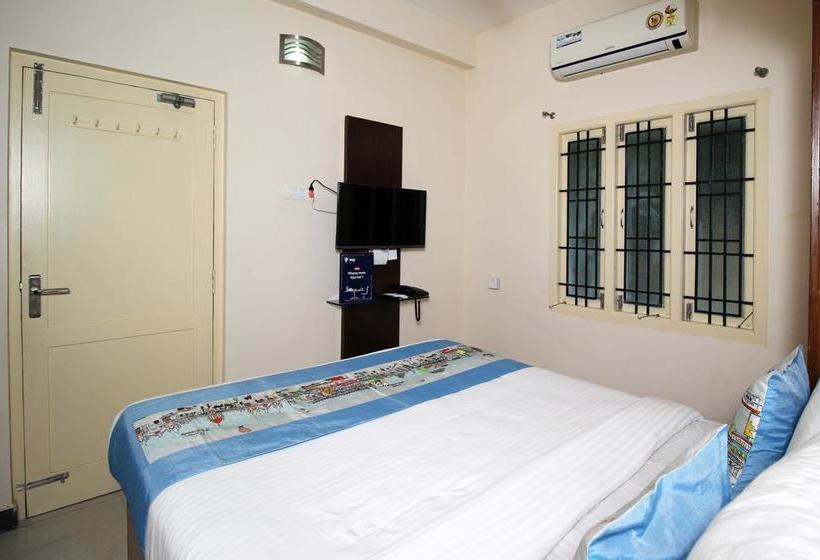 Bed and Breakfast Aadvik Sai Residency 7