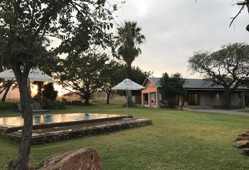 Bed & Breakfast Hamiltons Lodge & Restaurant