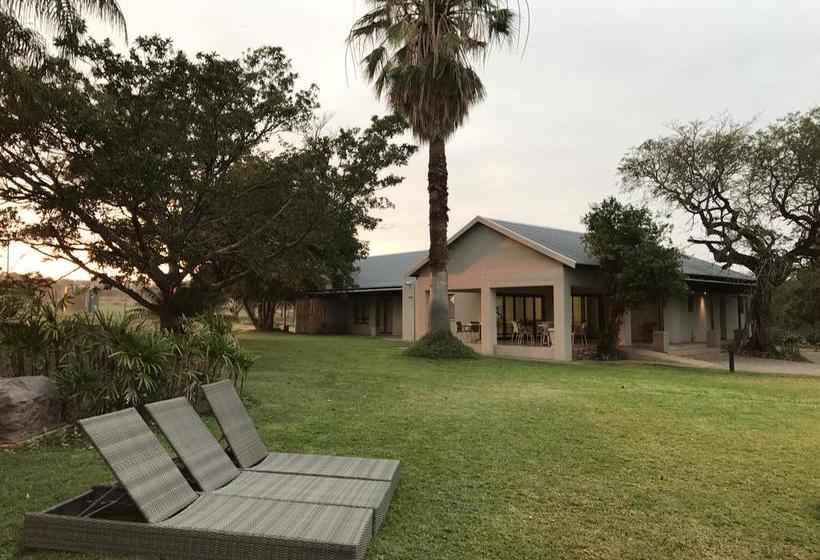 Bed & Breakfast Hamiltons Lodge & Restaurant 11