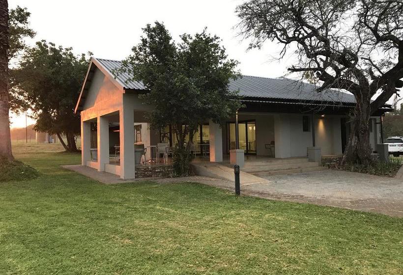 Bed & Breakfast Hamiltons Lodge & Restaurant 14