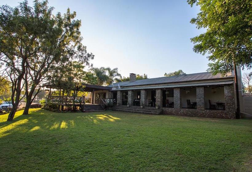 Bed & Breakfast Hamiltons Lodge & Restaurant 5