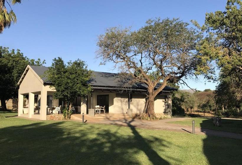 Bed & Breakfast Hamiltons Lodge & Restaurant 6