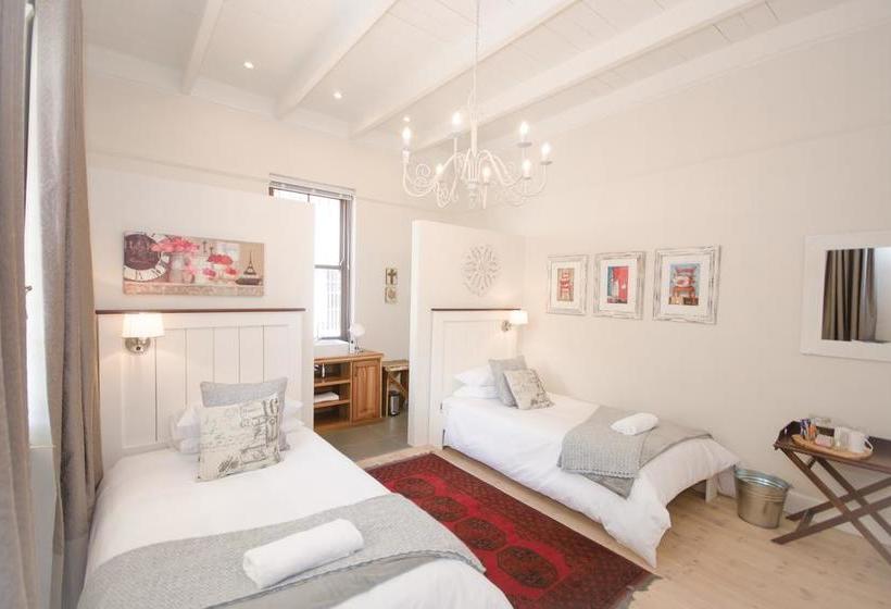 Bed and Breakfast Madeliefie Guest Accommodation 14