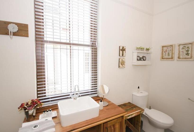 Bed and Breakfast Madeliefie Guest Accommodation 15