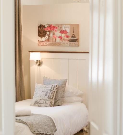 Bed and Breakfast Madeliefie Guest Accommodation 17