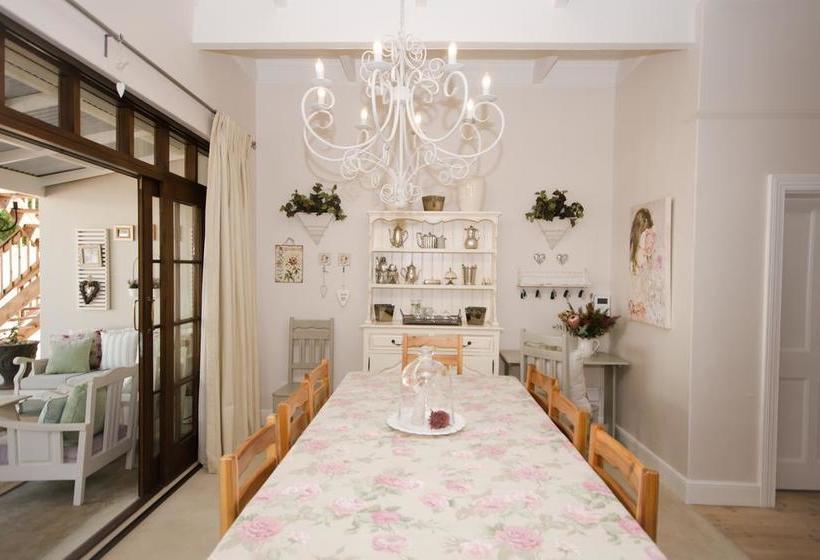 Bed and Breakfast Madeliefie Guest Accommodation 19