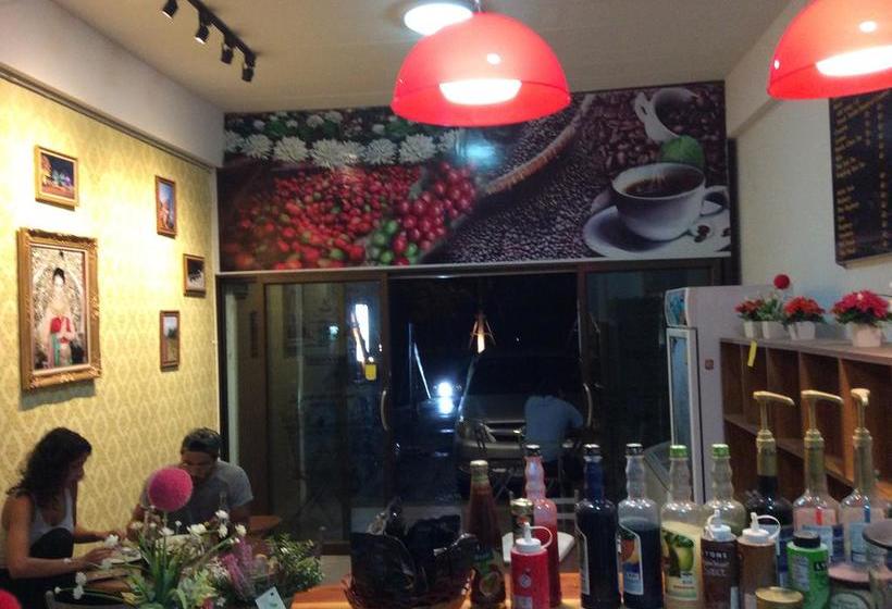 Amaretto Hostel & Amaretto De Coffee Home