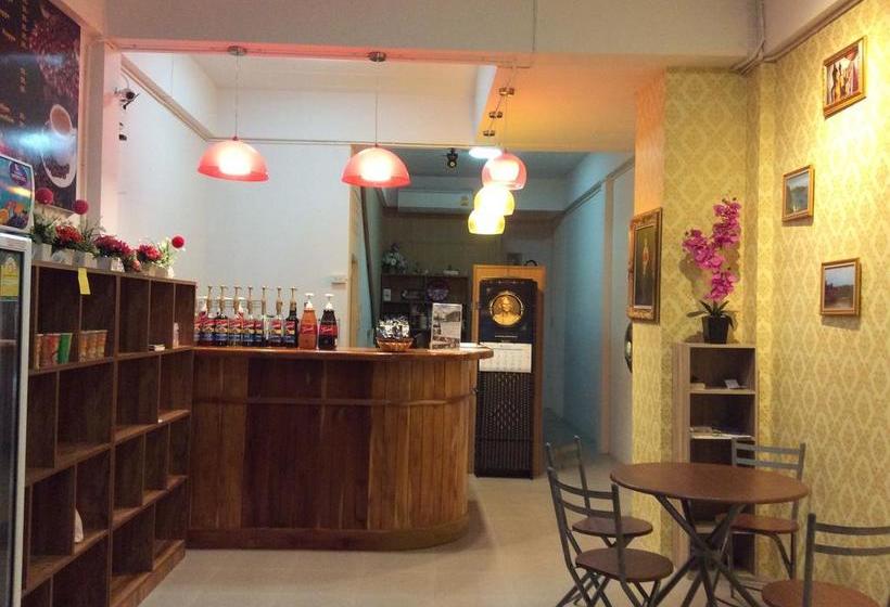 Amaretto Hostel & Amaretto De Coffee Home 12