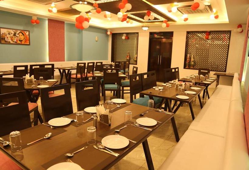 Hotel Shri Nakshatra Excellency 18