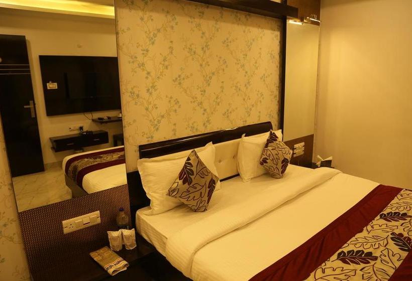 Hotel Shri Nakshatra Excellency 8