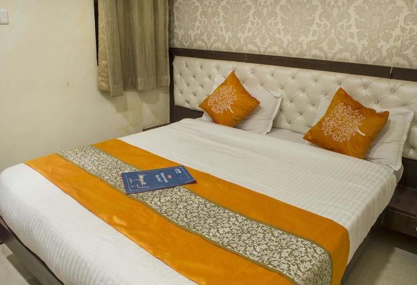 Hotel Madhuram Palace 1