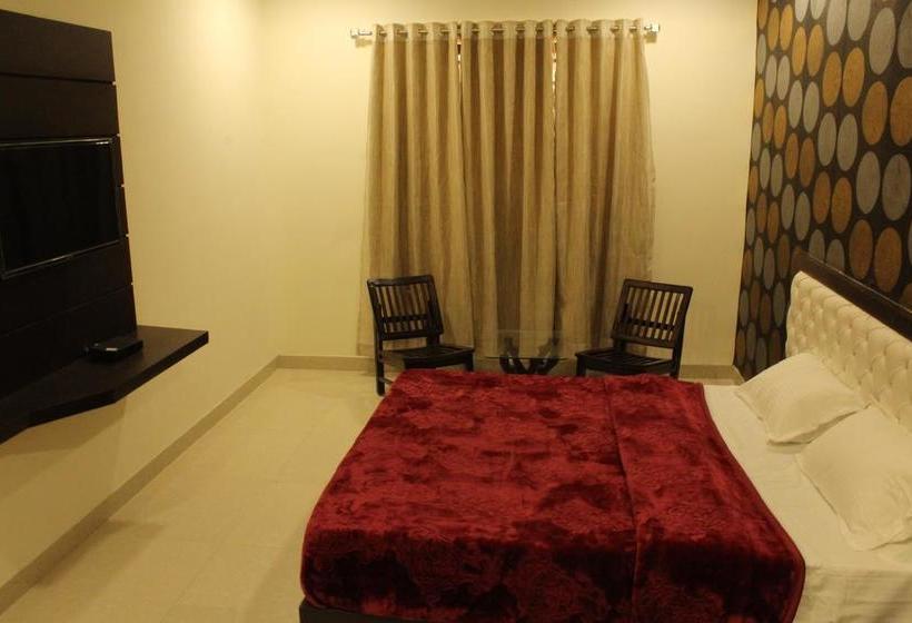 Hotel Madhuram Palace 6