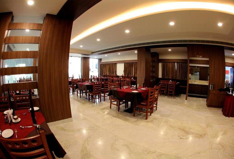 Hotel Rathna Residency 11