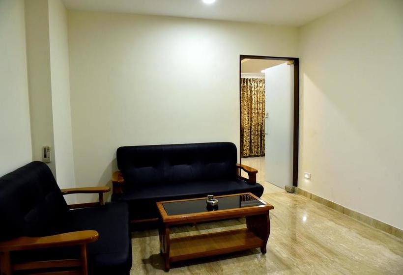 Hotel Rathna Residency 13