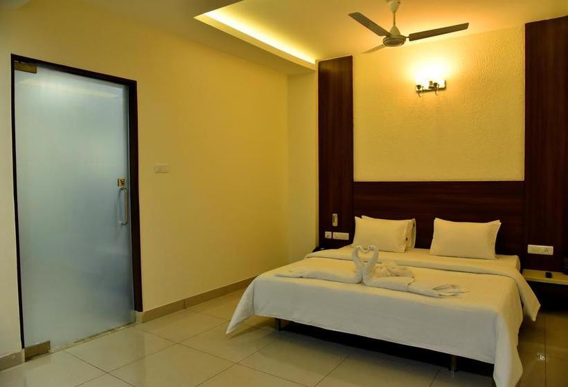 Hotel Rathna Residency 14