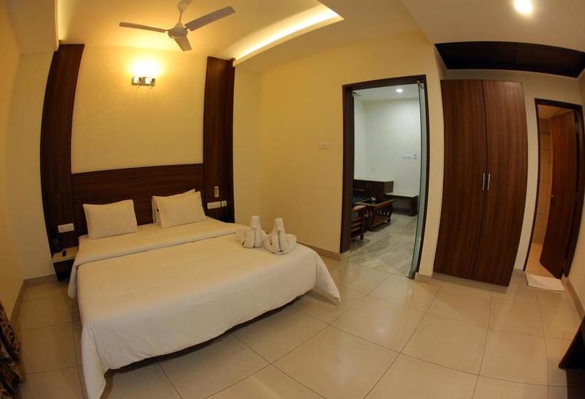 Hotel Rathna Residency 15