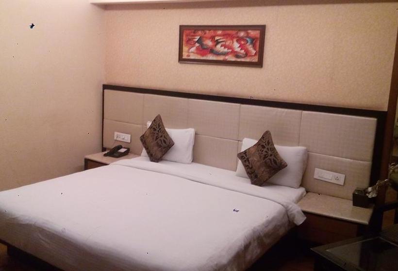 Hotel Kohinoor Palace Sk 3