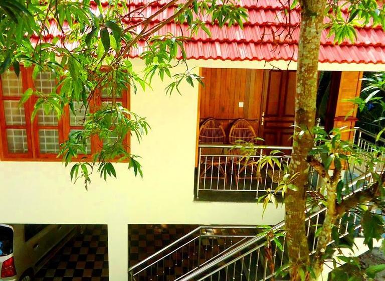 Resort Aramana Holiday Inn 8