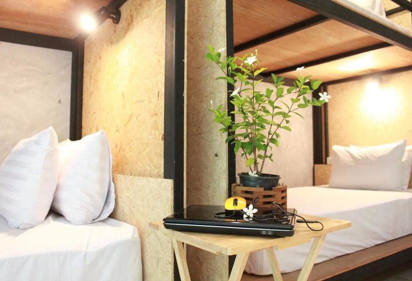 Hotel Eat N Sleep 15