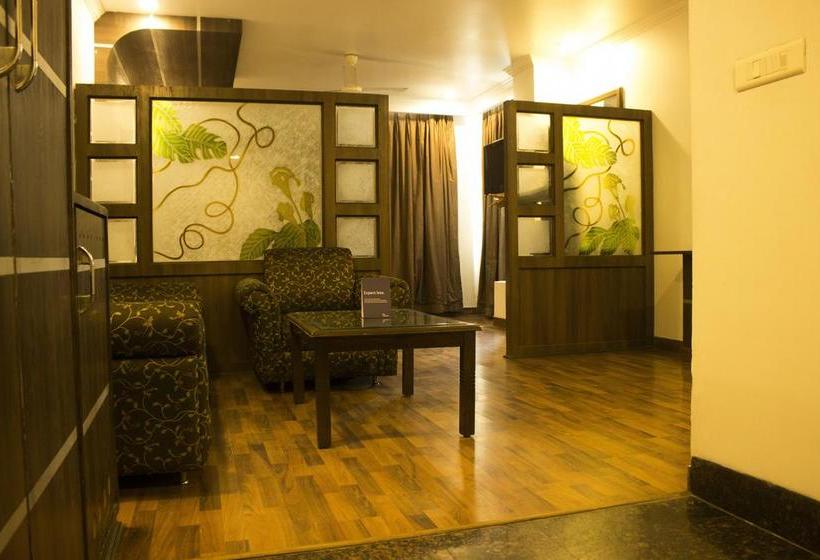 Fabhotel Aay Kay Model Town 6