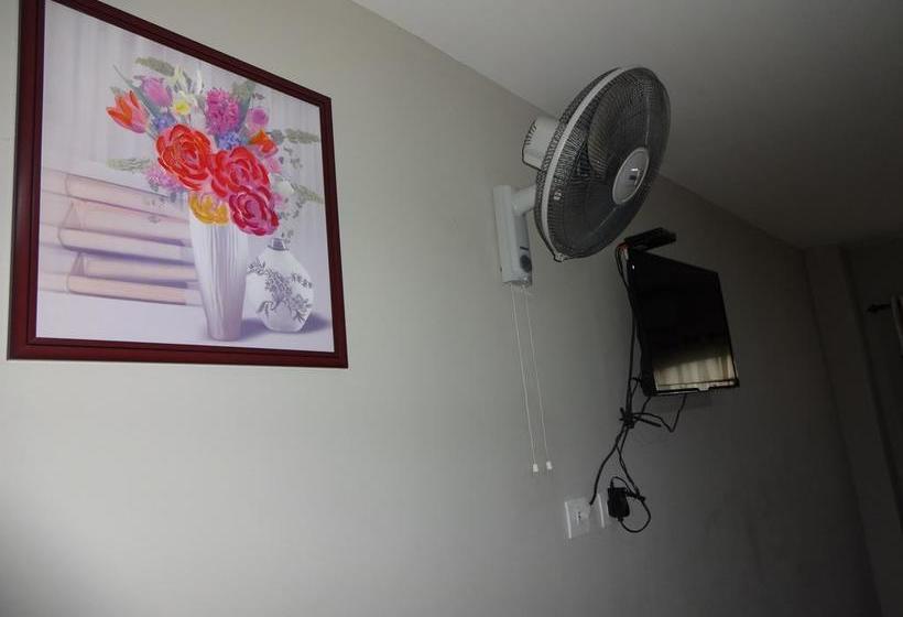 Bed and Breakfast Begonia Residency 15