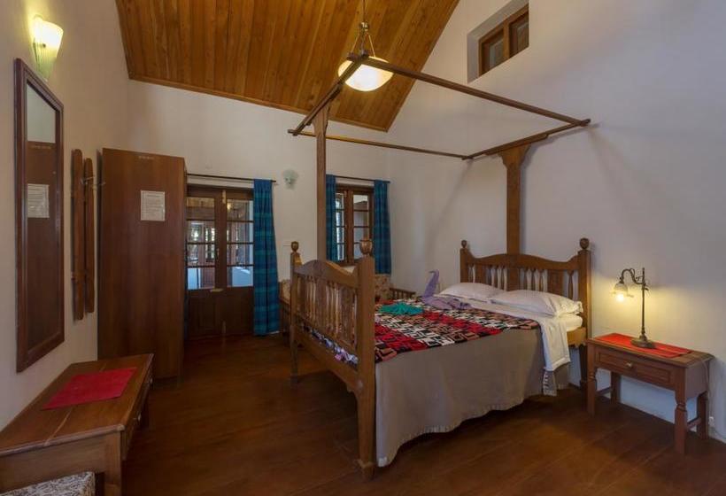 Bed and Breakfast Saffronstays Kurinji Estate 14