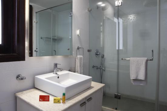 Hotel North East Residency 17