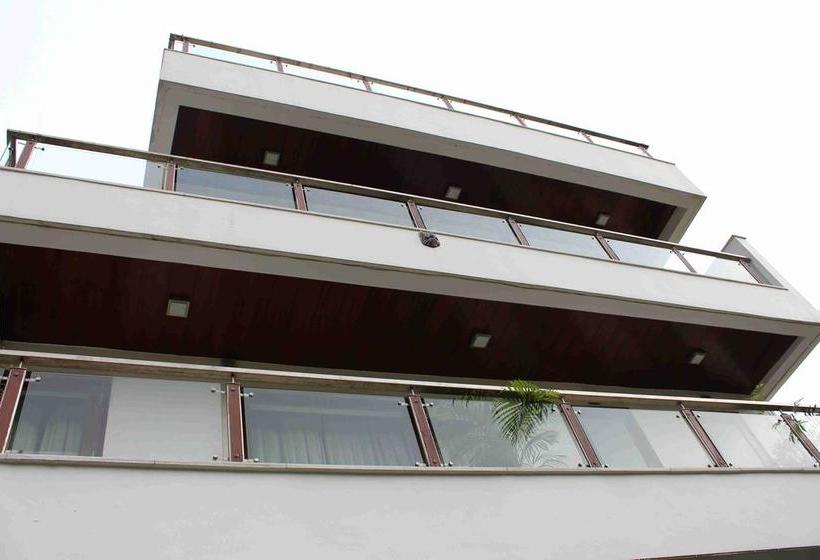 Hotel North East Residency 6