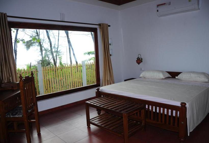 Hotel Alleppey Beach Garden 15