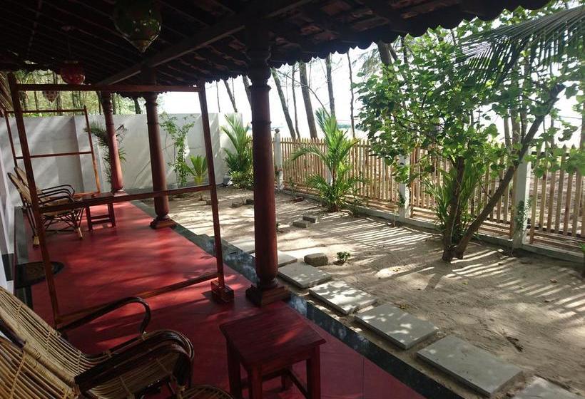 Hotel Alleppey Beach Garden 20