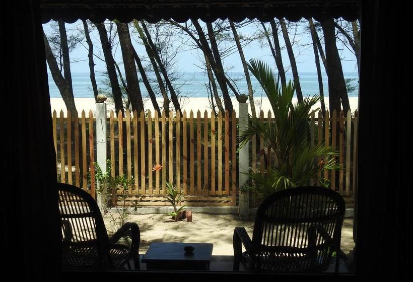 Hotel Alleppey Beach Garden 5