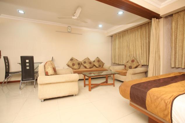 Hotel Grande Royale Indore 13