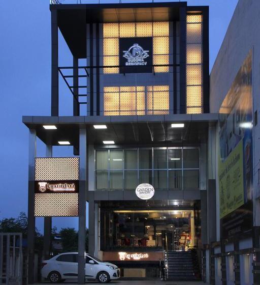 Hotel Buddha Residency 12