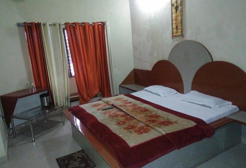 Hotel Arihant 13