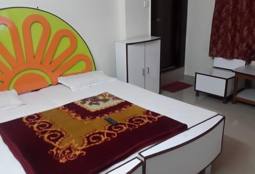 Hotel Madhur Milan 1