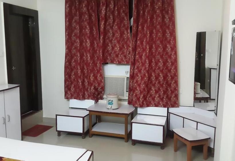 Hotel Madhur Milan 2