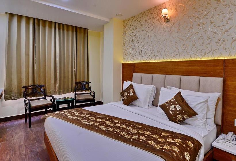 Hotel Grand Hridey 12