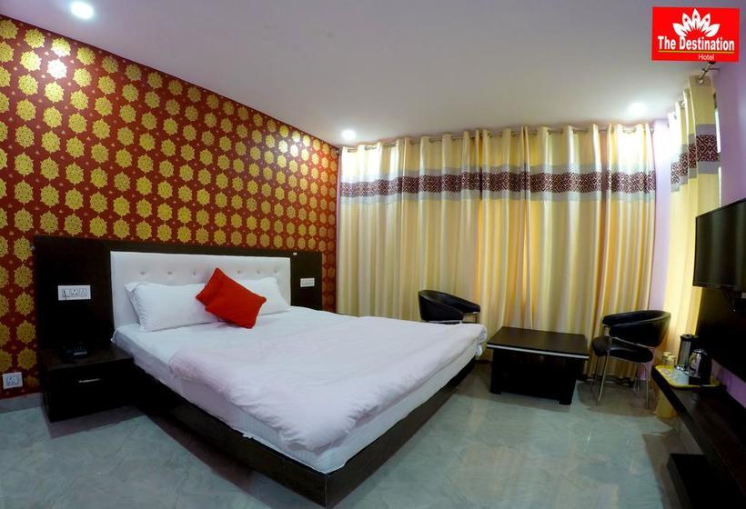 Hotel The Destination 8