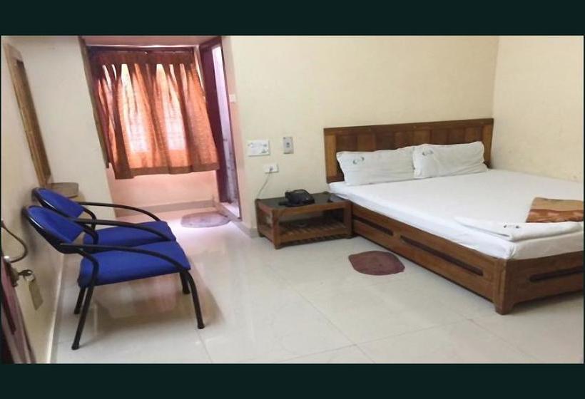 Hotel Sona Residency 12