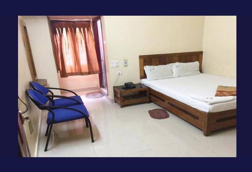 Hotel Sona Residency 8