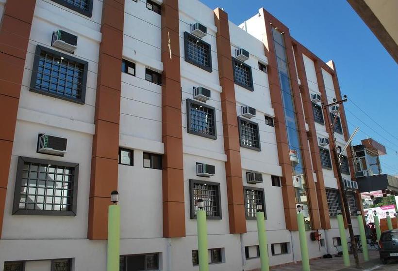 Hotel Paradise Inn 4