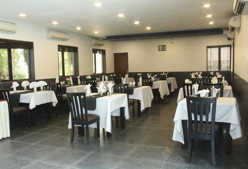 Krishna Park Resort 5