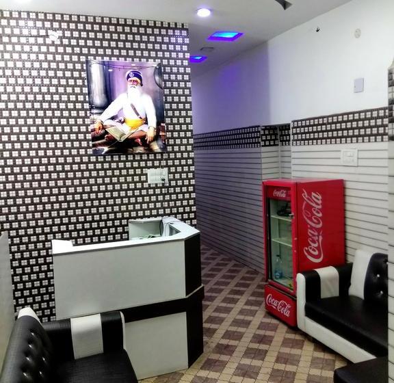 Hotel Punjabi Niwas 13