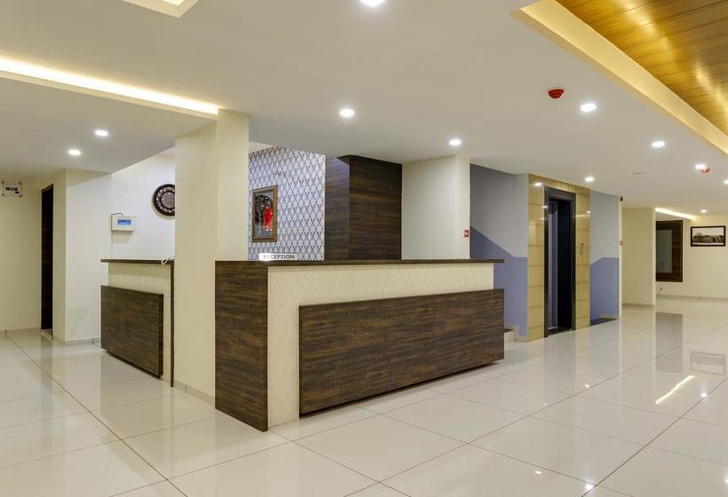 Hotel Galaxy Lodge 13