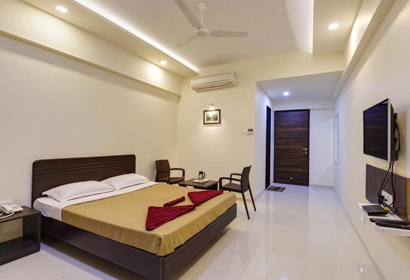 Hotel Galaxy Lodge 3