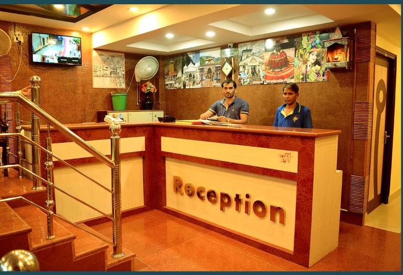 Bed and Breakfast Thakur Ji 1